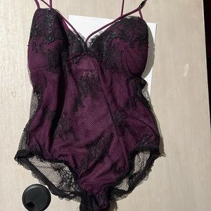 NWT flora Nikrooz Victoria’s Secret purple sheer lace lined bodysuit med